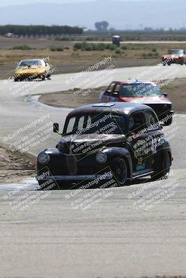 media/Sep-27-2025-24 Hours of Lemons (Sat) [[04fd3ac4ac]]/1pm (Off Ramp)/